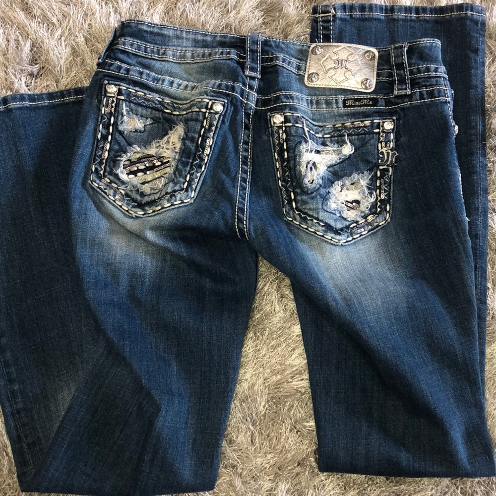 Miss Me Jeans. Wore 1 time. Like new. Size 28